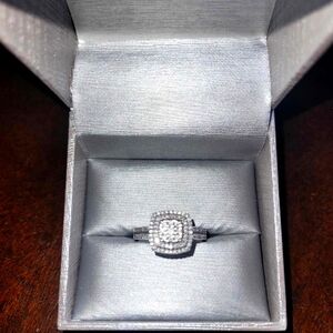 10K White Gold Real Diamonds size 9 Ring
